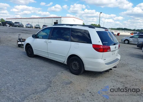 2005 Toyota Sienna Le z USA, uszkodzony, nr VIN 5TDZA23C85S283290